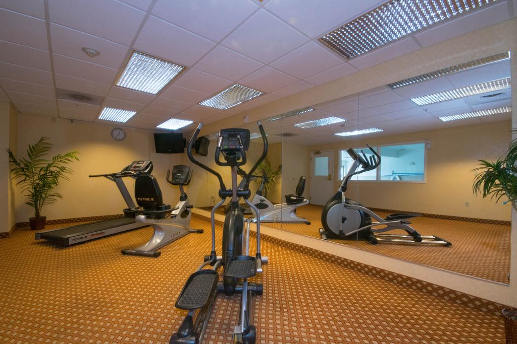Fitness Room Stay Victorville Hotels Motels Lodging Accommodations Budget