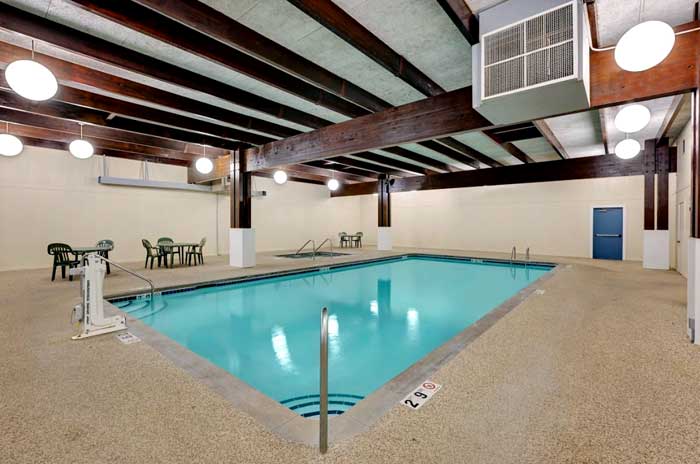 Hotels In Worthington Mn Norwood Inn And Suites Travelodge Fitness Center Pet Friendly Clean Comfortable Rooms Lodging Hotels In Worthington Budget