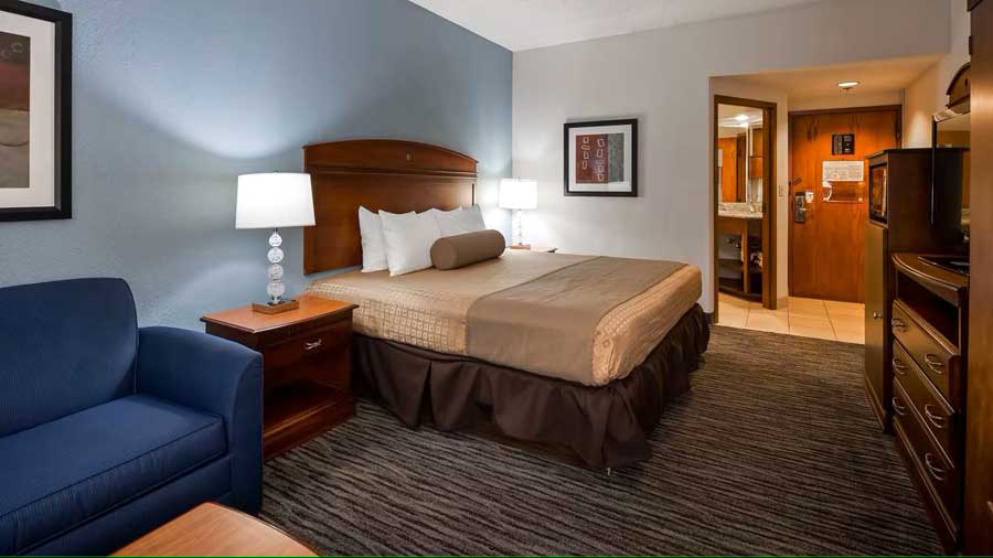Extended Stay Specials Hotels Motels Best Western The Hotel at Dayton South Dayton Ohio Bus Truck Parking Safe Lodging Newly Renovated Hotels Accomodations Budget Accommodations Lodging Cheap Rates Dayton OH